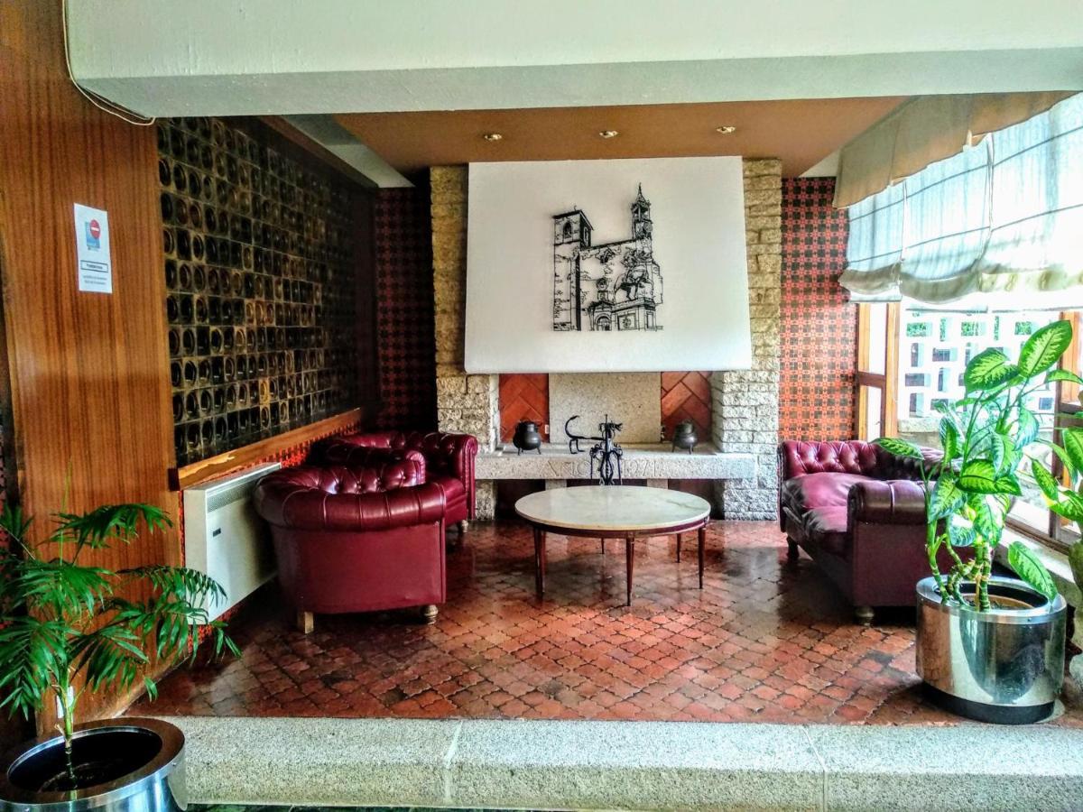 Hotel Las Cigueenas Trujillo Extérieur photo